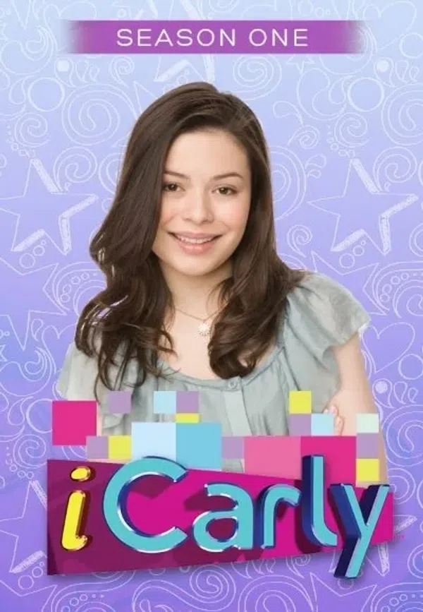 Poster phim Cô Bé Internet Carly (Phần 1) trên Phim Mới